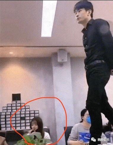 网曝黑料门 吃瓜视频在线 网红大秋千,网红大秋千吃瓜视频在线，揭秘背后真相